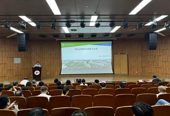 会议室里的人们
AI 生成的内容可能不正确。